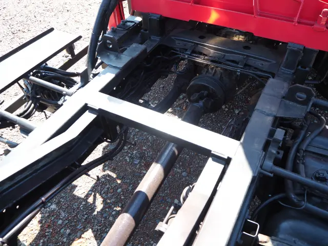 いすゞ エルフ BDG-NPR85AN(2WD)の写真22