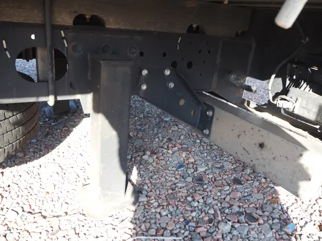 いすゞ フォワード TKG-FRR90S2(2WD)の写真3