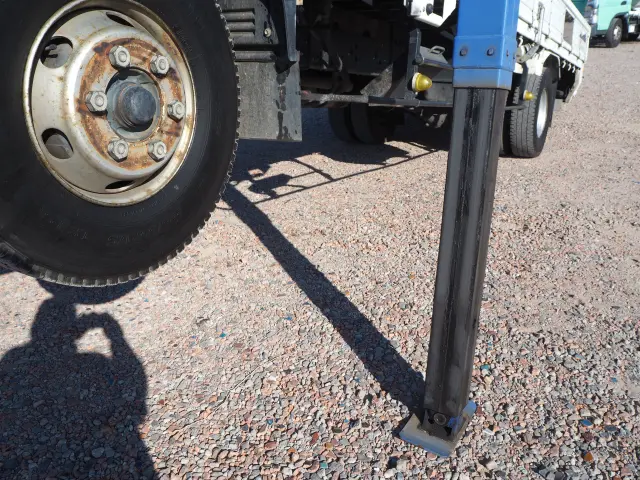 いすゞ フォワード TKG-FRR90S2(2WD)の写真16