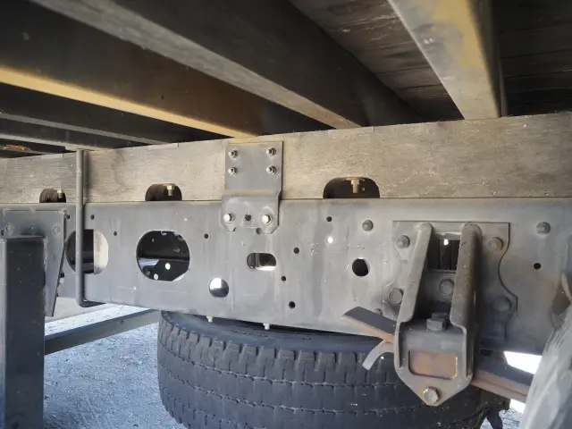 いすゞ フォワード TKG-FRR90S2(2WD)の写真19