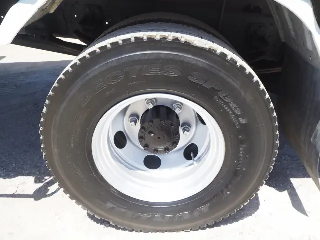 いすゞ フォワード TKG-FRR90S2(2WD)の写真23