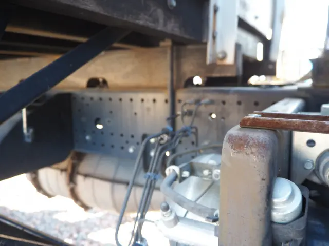 いすゞ フォワード TKG-FRR90S2(2WD)の写真30