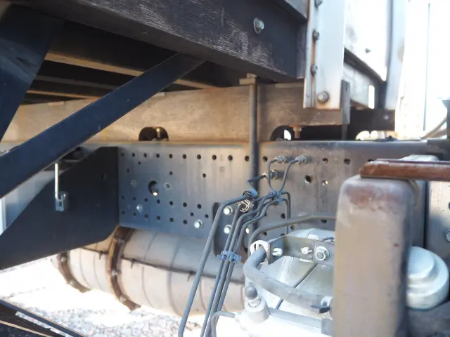 いすゞ フォワード TKG-FRR90S2(2WD)の写真31