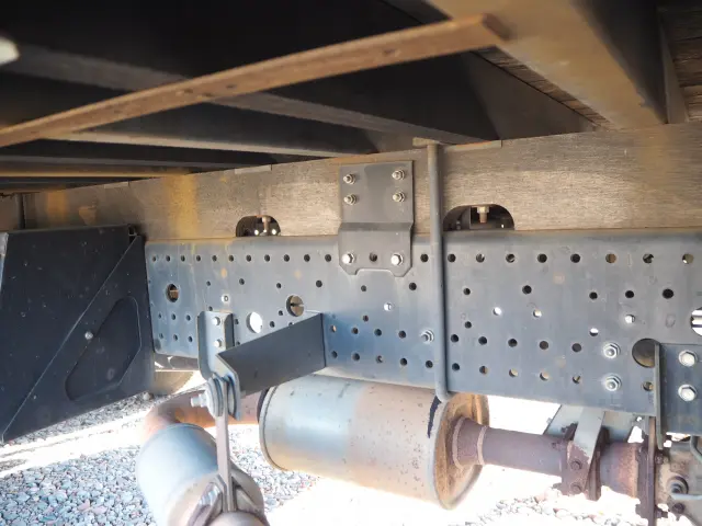 いすゞ フォワード TKG-FRR90S2(2WD)の写真32