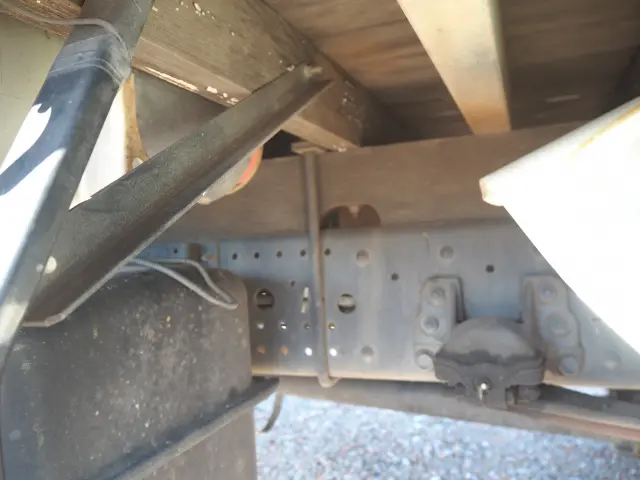 いすゞ フォワード TKG-FRR90S2(2WD)の写真39