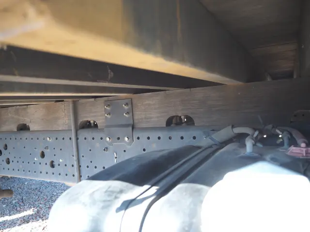 いすゞ フォワード TKG-FRR90S2(2WD)の写真40