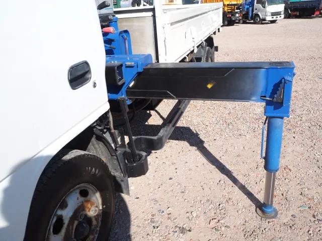 いすゞ エルフ TPG-NKR85AR(2WD)の写真13