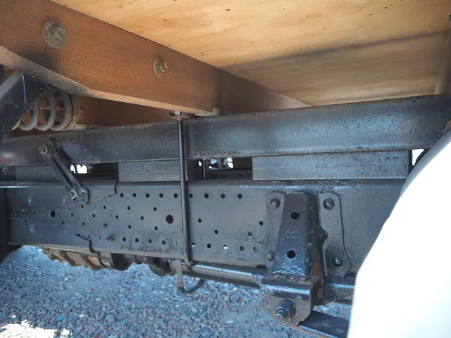 いすゞ エルフ TPG-NKR85AR(2WD)の写真35