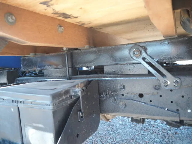 いすゞ エルフ TPG-NKR85AR(2WD)の写真36