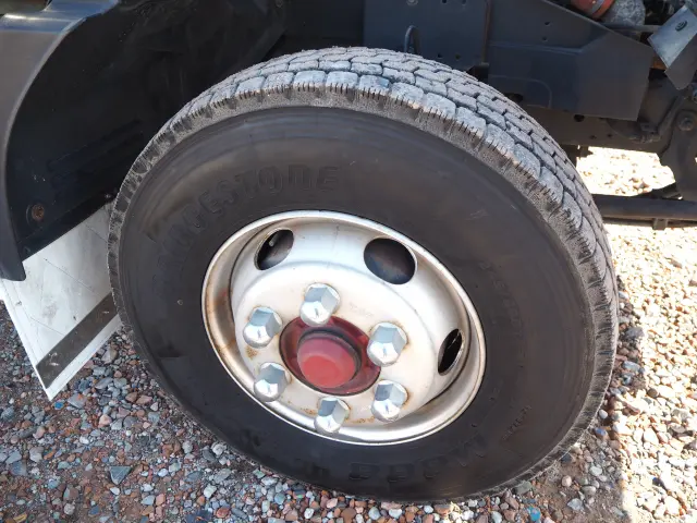 いすゞ フォワード PKG-FSR90S2(2WD)の写真21