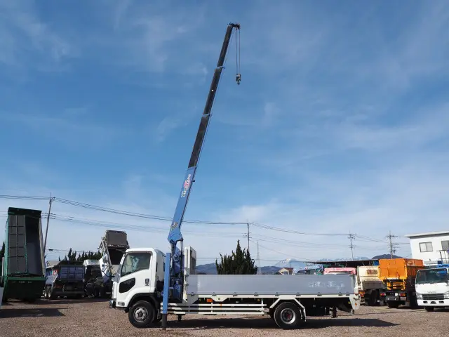 いすゞ フォワード PKG-FSR90S2(2WD)の写真45