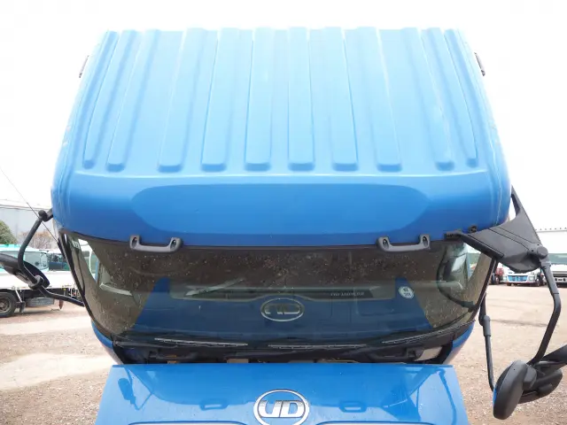 ＵＤ クオン QKG-CG5ZA(8x4)の写真10