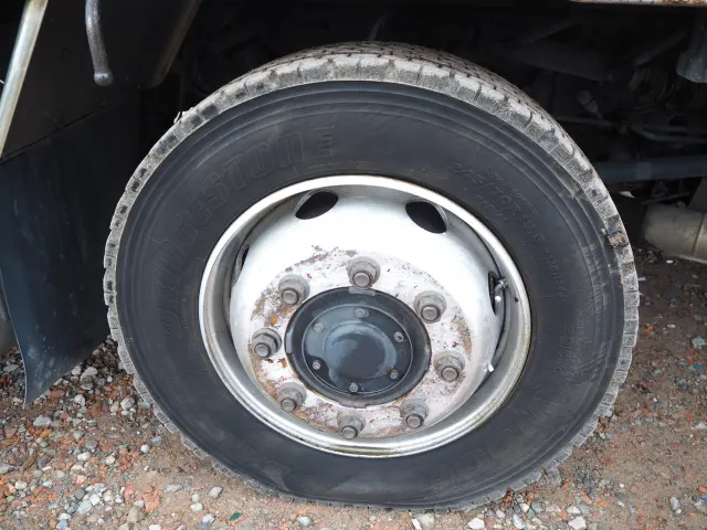 ＵＤ クオン QKG-CG5ZA(8x4)の写真16