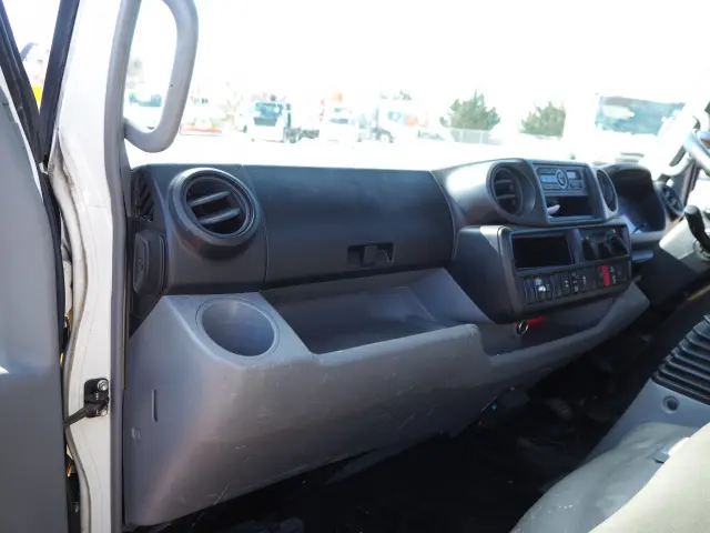 日野 デュトロ TKG-XZU695M(4WD)の写真40