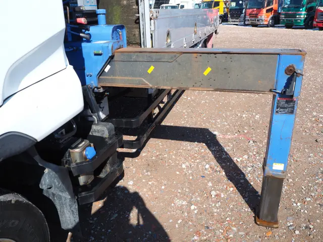 ＵＤ コンドル TKG-MK38L(2WD)の写真13