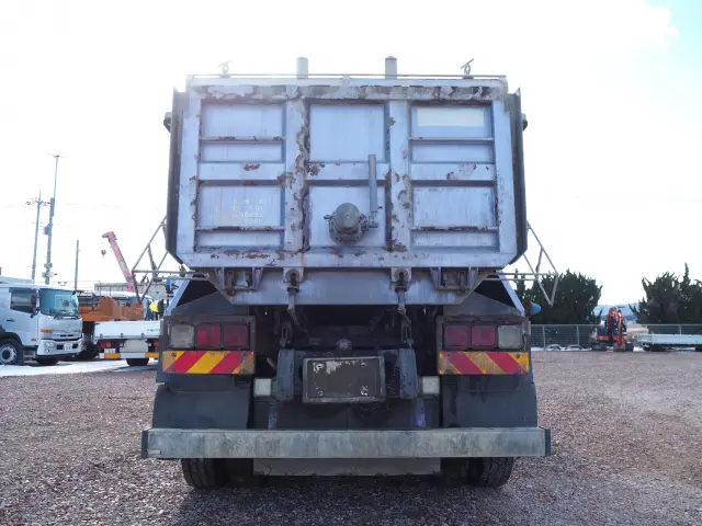 ＵＤ クオン QKG-CW5XL(6x4)の写真4