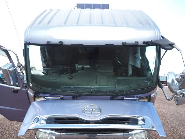 ＵＤ クオン QKG-CW5XL(6x4)の写真11