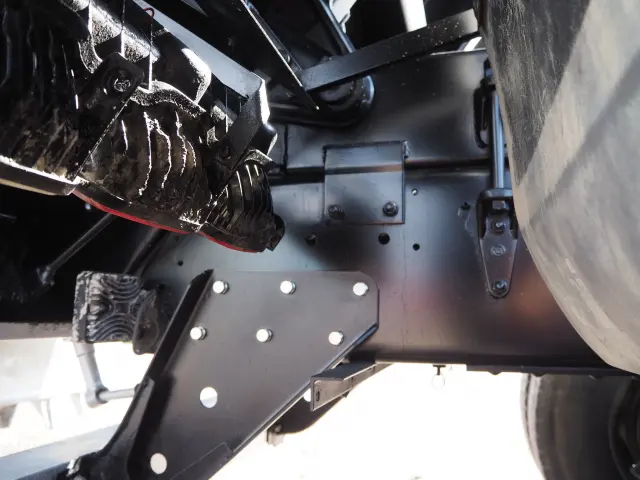 UD クオン QKG-CW5XL(6x4)の写真22