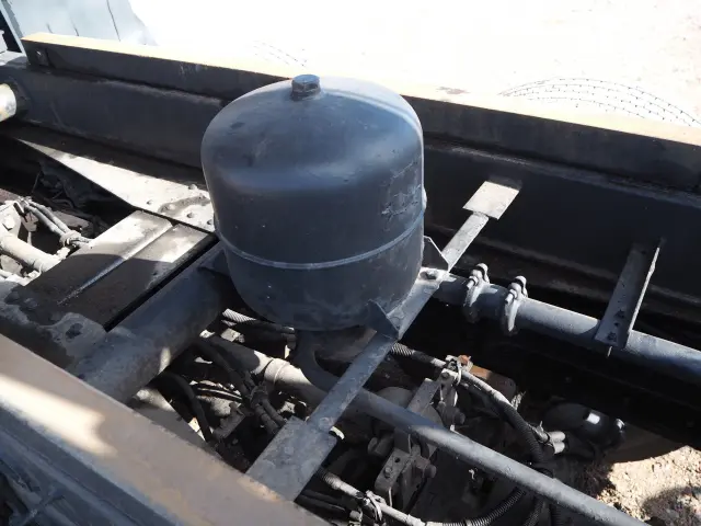 いすゞ ギガ PDG-CYZ77V8(6x4)の写真24