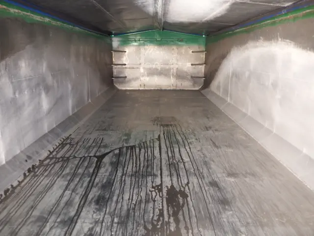 いすゞ ギガ PDG-CYZ77V8(6x4)の写真29