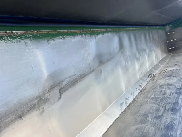 いすゞ ギガ PDG-CYZ77V8(6x4)の写真49