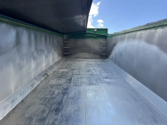 いすゞ ギガ PDG-CYZ77V8(6x4)の写真50