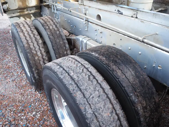 日野 プロフィア QPG-FR1AKDA(6x2)の写真19