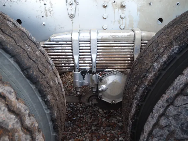 日野 プロフィア QPG-FR1AKDA(6x2)の写真21