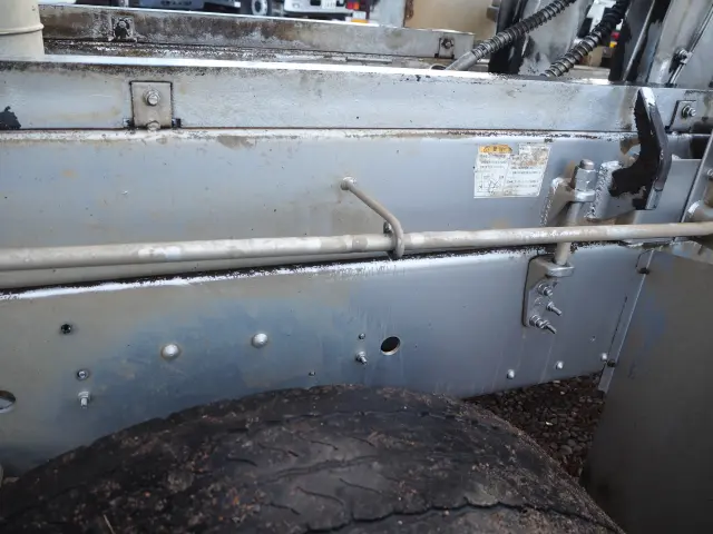 日野 プロフィア QPG-FR1AKDA(6x2)の写真22