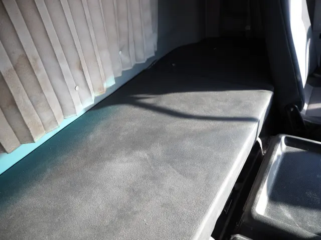 日野 プロフィア QPG-FR1AKDA(6x2)の写真46