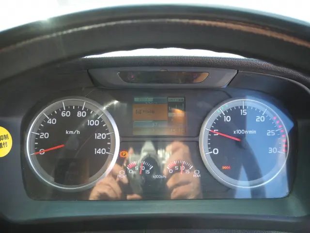 日野 プロフィア QPG-FR1AKDA(6x2)の写真49