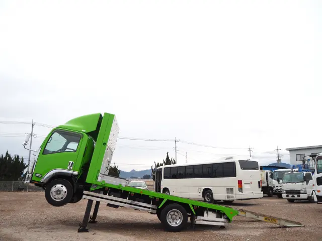 いすゞ エルフ PKG-NPR75N(2WD)の写真2