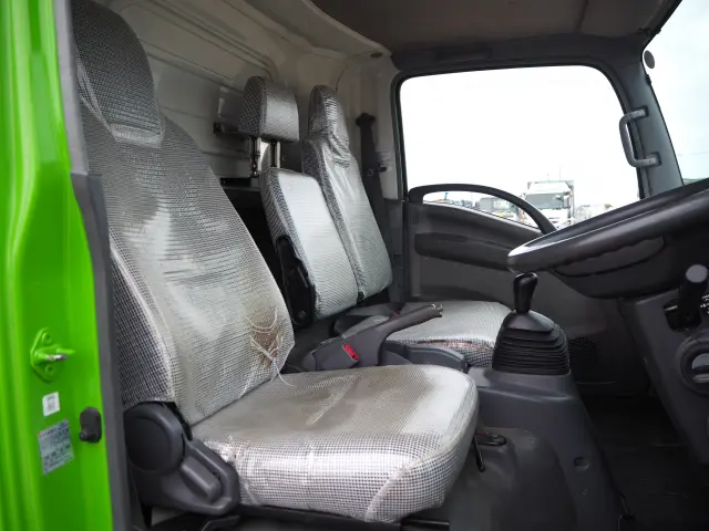 いすゞ エルフ PKG-NPR75N(2WD)の写真44