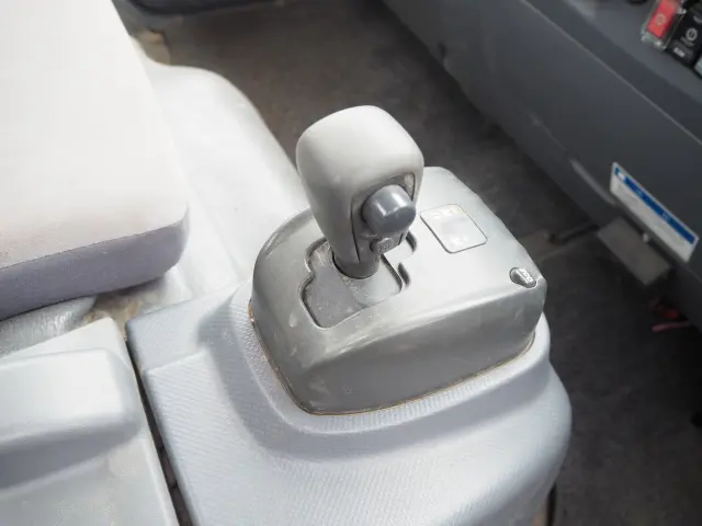 マツダ タイタン TKG-LPR85AR(2WD)の写真45