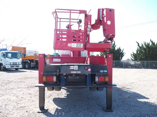 いすゞ エルフ TKG-NKR85N(2WD)の写真4