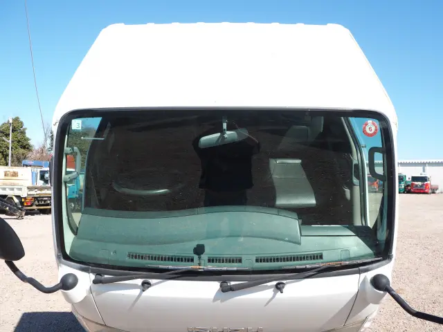 いすゞ エルフ TKG-NKR85N(2WD)の写真13