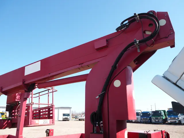 いすゞ エルフ TKG-NKR85N(2WD)の写真14