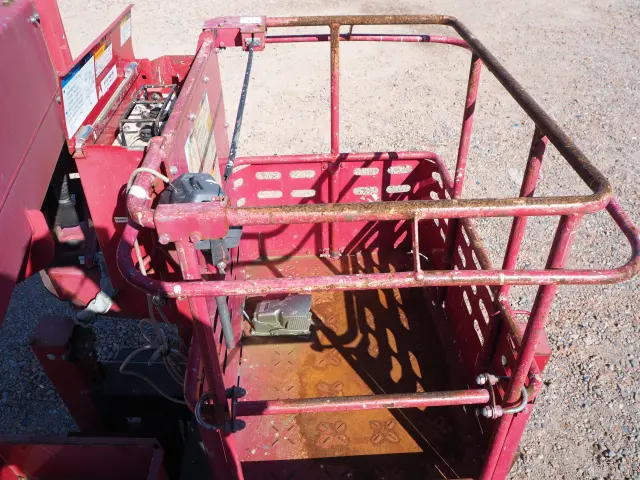 いすゞ エルフ TKG-NKR85N(2WD)の写真37