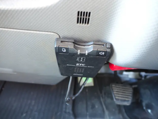 いすゞ エルフ TKG-NKR85N(2WD)の写真46