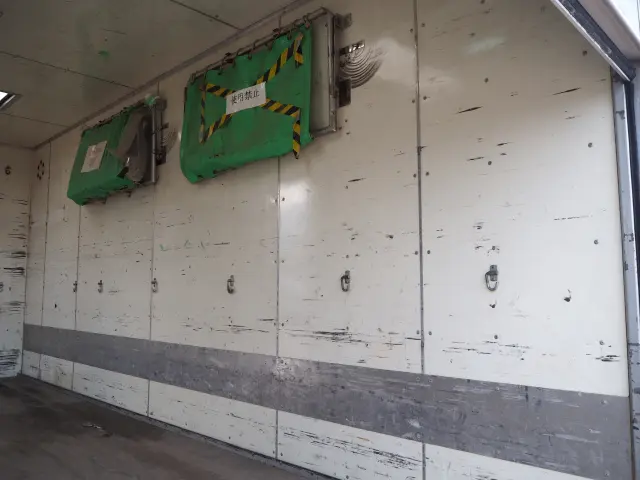 いすゞ フォワード PB-FRR35H3V(2WD)の写真15