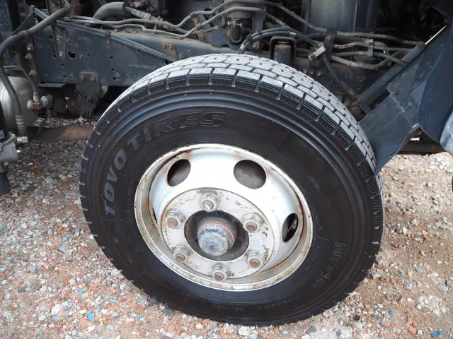 いすゞ フォワード PB-FRR35H3V(2WD)の写真17