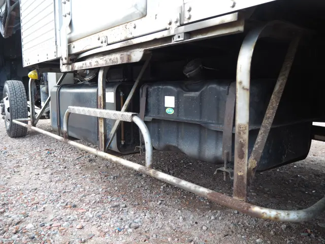 いすゞ フォワード PB-FRR35H3V(2WD)の写真28