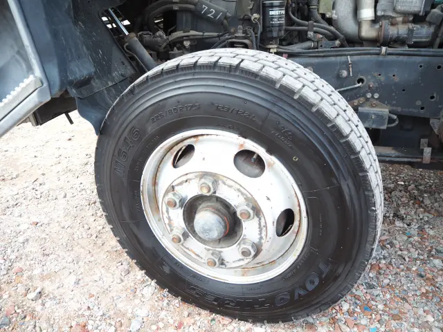 いすゞ フォワード PB-FRR35H3V(2WD)の写真30