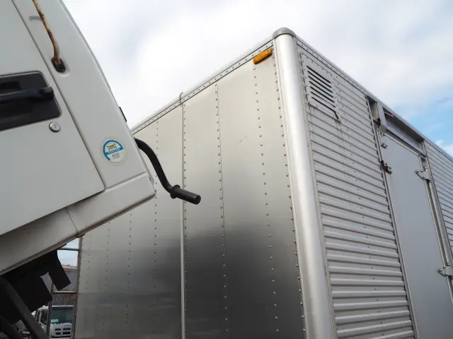 いすゞ フォワード PB-FRR35H3V(2WD)の写真33