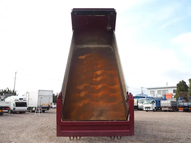 ＵＤ クオン QKG-CW5XL(6x4)の写真9