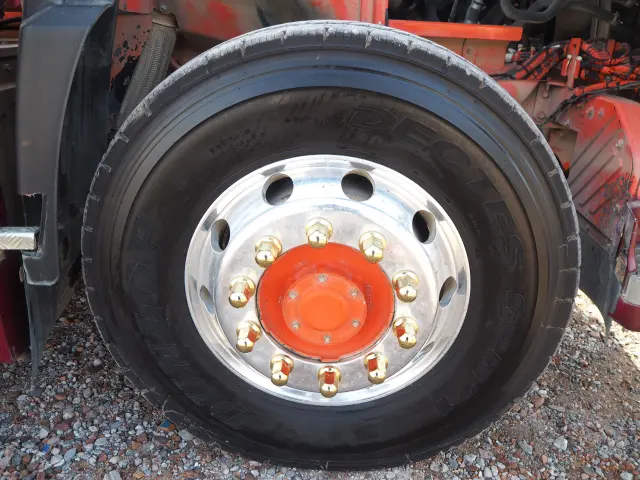 ＵＤ クオン QKG-CW5XL(6x4)の写真11