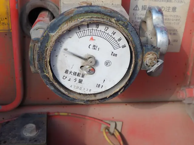 ＵＤ クオン QKG-CW5XL(6x4)の写真37