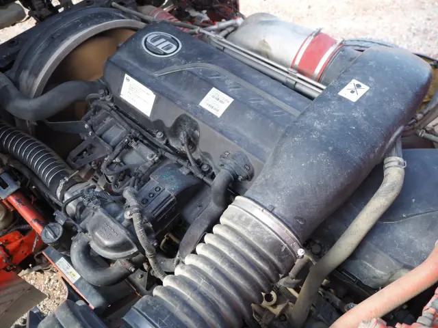 ＵＤ クオン QKG-CW5XL(6x4)の写真43