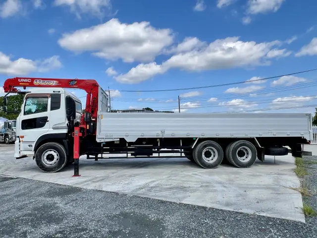 UD クオン LDG-CW5ZL(6x4)の写真2