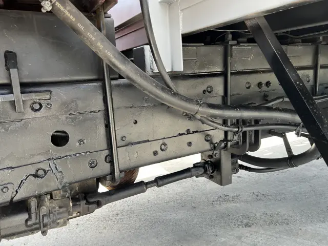 UD クオン LDG-CW5ZL(6x4)の写真10